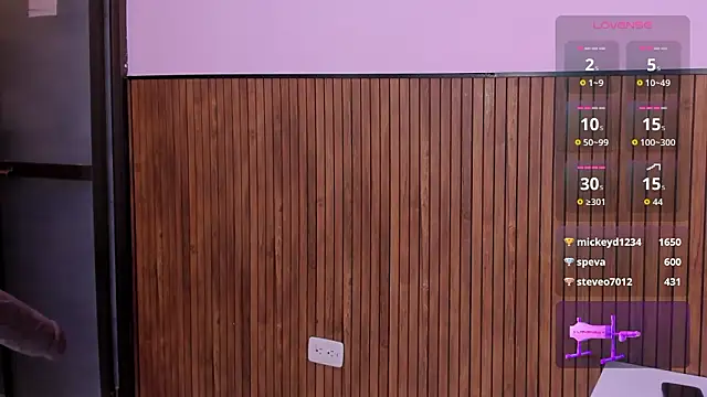 violett_collins_'s cam snapshot