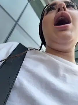 KiraSunshine's cam snapshot