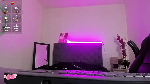 Ayliinn_'s cam snapshot