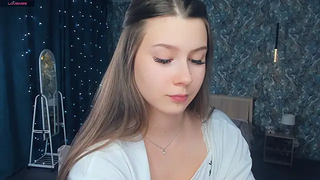 MondoNeko live sex cam