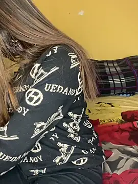 HOT-CUPAL22's cam snapshot