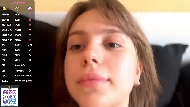 lil_glow's cam snapshot