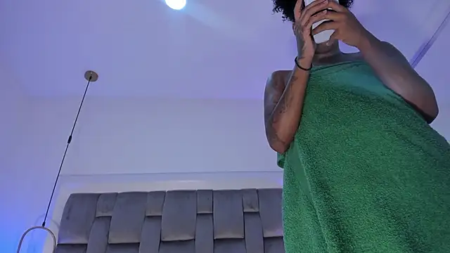 OnlyGia live sex cam