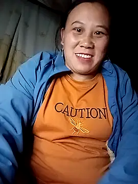 Matilda-aa live sex cam