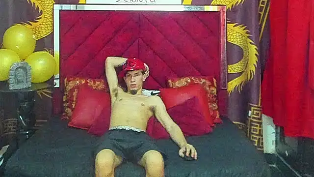 Pride_couple live sex cam