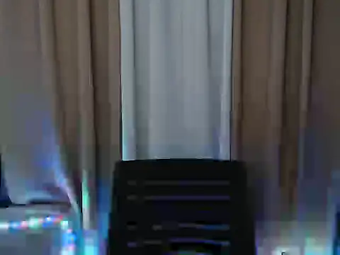 Kisses-For-You live sex cam