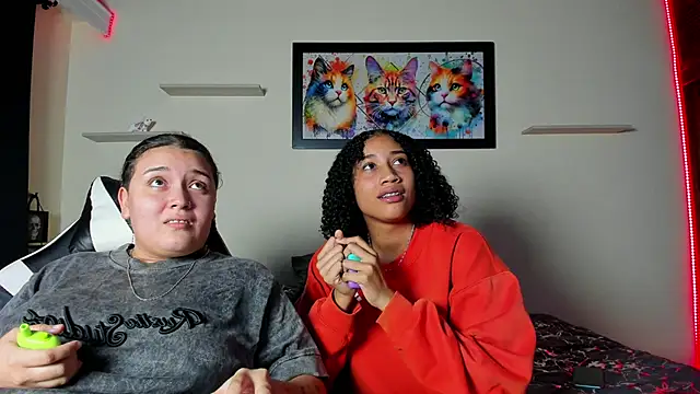 meredit_cris23's cam snapshot