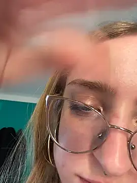 EveLunny live sex cam