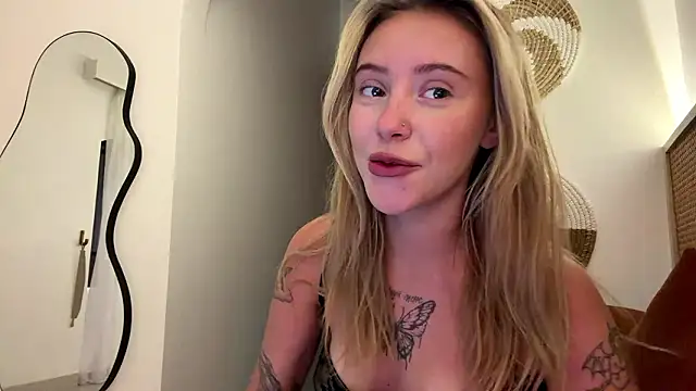 MartinaDeoliveira live sex cam
