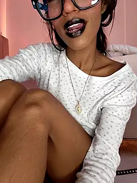 DAMMLEYLA live sex cam