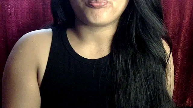 charming_karishma's cam snapshot