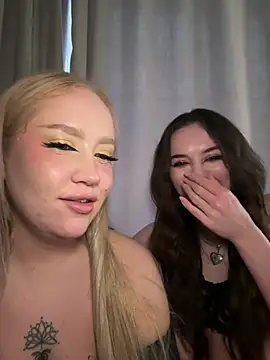 RollDolls live sex cam