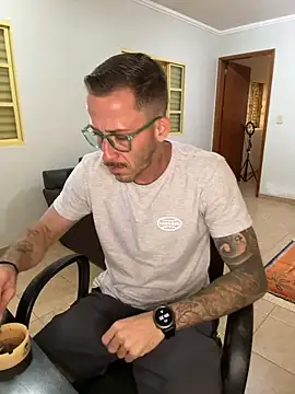 Lucasjandre live sex cam