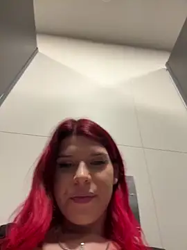 RiriRoseey's cam snapshot