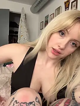 seeunexttuesday's cam snapshot