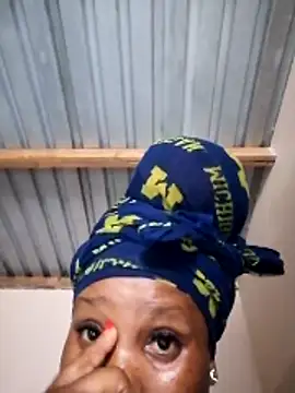 Yummyboomsbb's cam snapshot