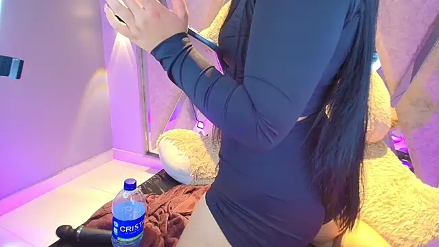 Annie9_'s cam snapshot