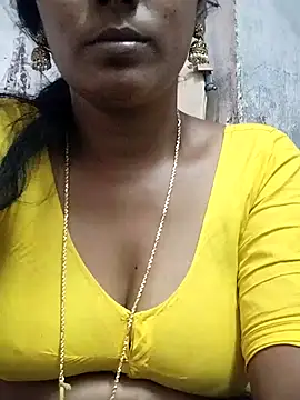 telugupilla__'s cam snapshot