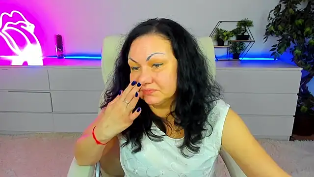 IrissMoon's cam snapshot