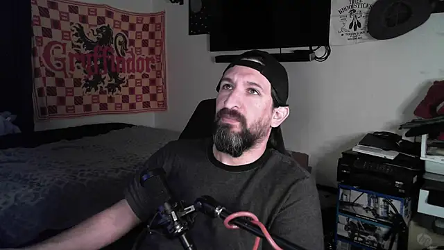 DevilPup75_'s cam snapshot