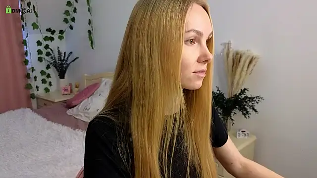 olivia_hi's cam snapshot