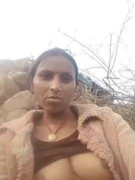 Juli_rathore live sex cam