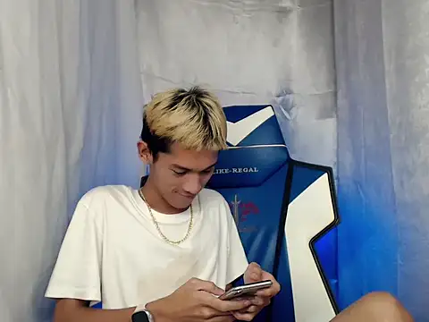 riks_tyler's cam snapshot