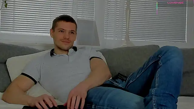 GarettVoss's cam snapshot