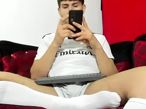 camilo_model's cam snapshot