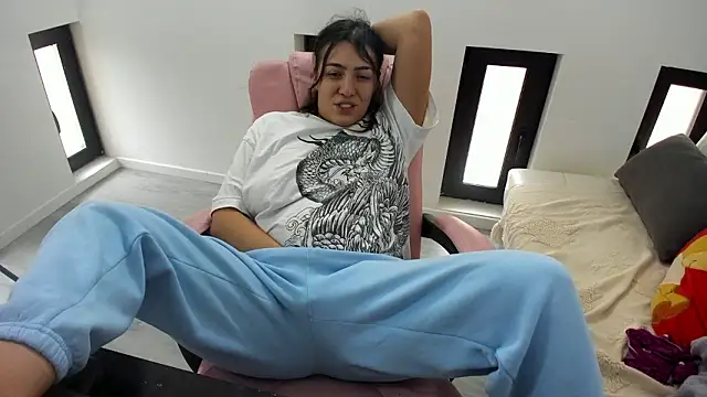 Dyana_Kaylinn's cam snapshot