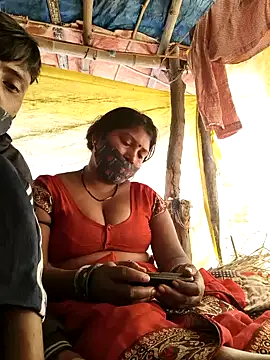 Indiandesicouple155's cam snapshot