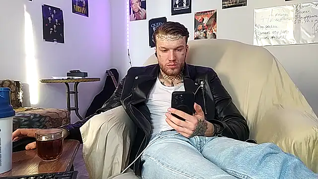 Huntall77's cam snapshot