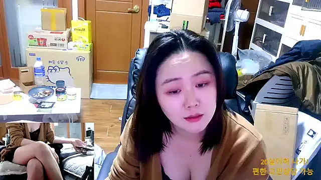 rami0428 live sex cam