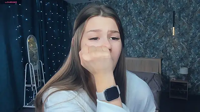 MondoNeko live sex cam