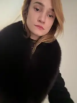 SugarDanger's cam snapshot