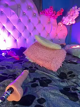 Naugth_channel_ts live sex cam