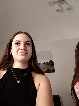 MayaGlow live sex cam