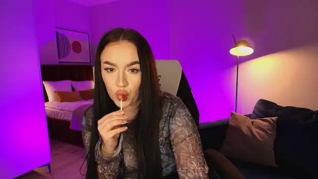 tinafox_'s cam snapshot