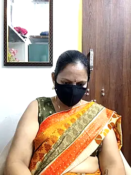 Queen-Neha's cam snapshot