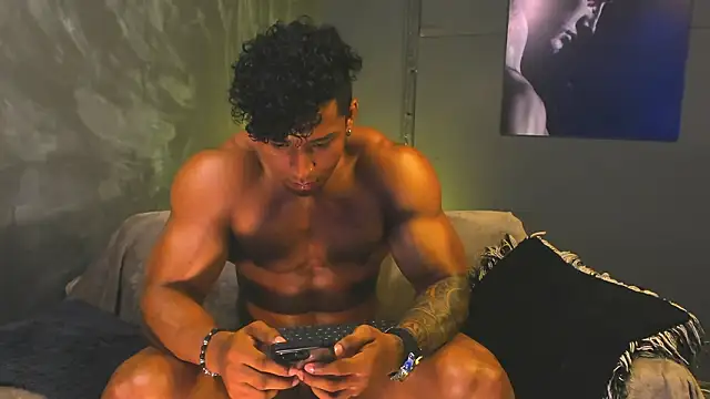 bradley_smith live sex cam