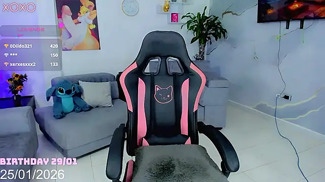 Nella_Dolls live sex cam