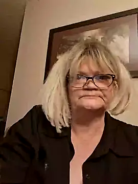 TheKinkySongwriter's cam snapshot