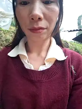 Adela-222's cam snapshot