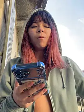 YumiLux's cam snapshot