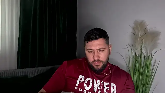 Gold_Alpha_Boy live sex cam