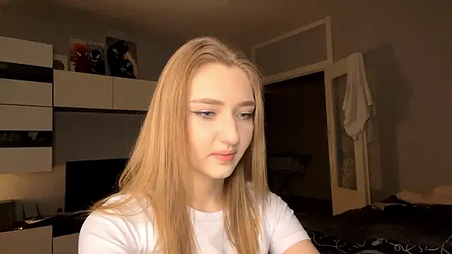 AveryBerkson's cam snapshot