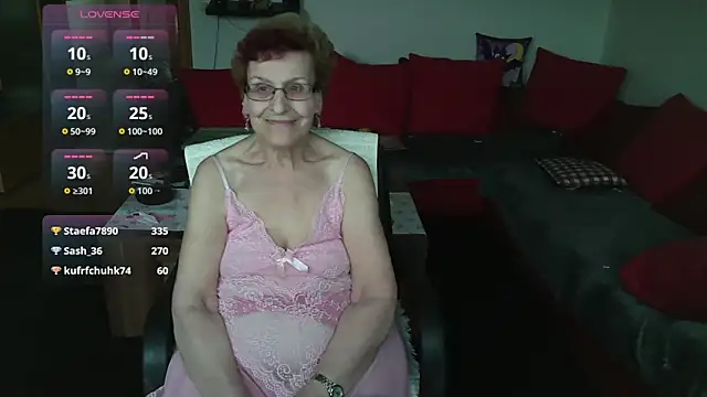 HeisseomaOriginal live sex cam