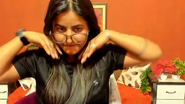 Jasmine_Jaey1's cam snapshot