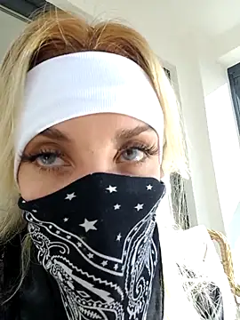 Sweet_xxBuse live sex cam