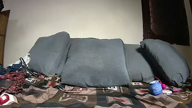 callmeshreya live sex cam